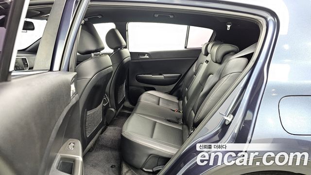 Kia Sportage 2019 — photo 12