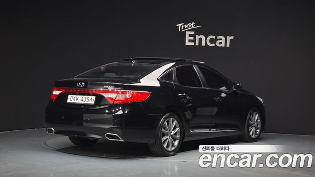 Hyundai Grandeur 2015 — photo 2