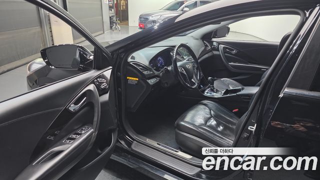 Hyundai Grandeur 2015 — photo 11
