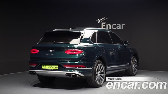 Bentley Bentayga 2024 — photo 2