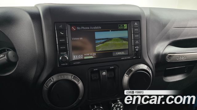 Jeep Wrangler 2017 — photo 14
