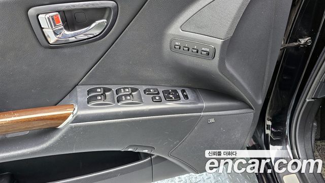 Hyundai Grandeur 2009 — photo 17