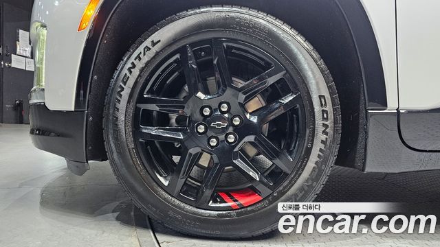 Chevrolet Korea Traverse 2023 — photo 5
