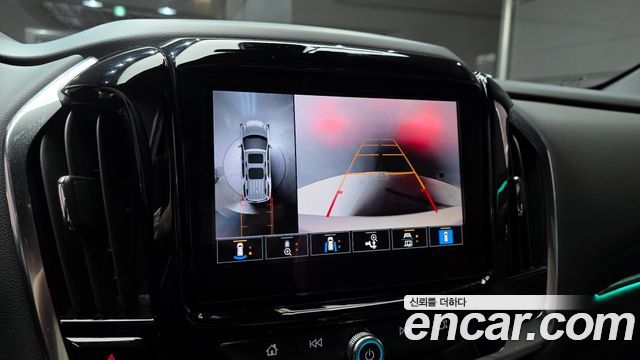 Chevrolet Korea Traverse 2023 — photo 15