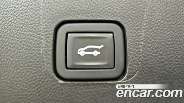 Chevrolet Korea Traverse 2023 — photo 20