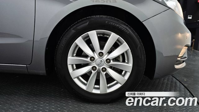 Kia K3 2015 — photo 5