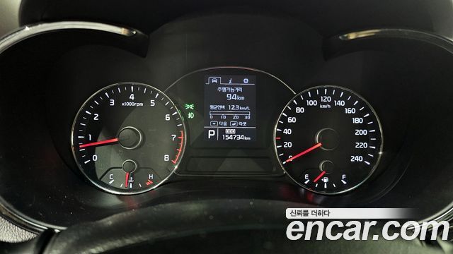 Kia K3 2015 — photo 8