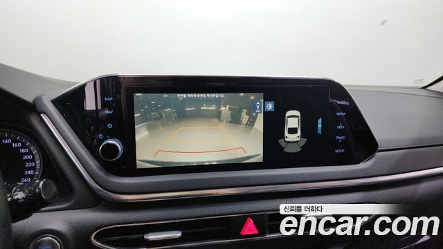Hyundai Sonata 2020 — photo 18