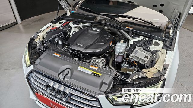 Audi A4 2019 — photo 6