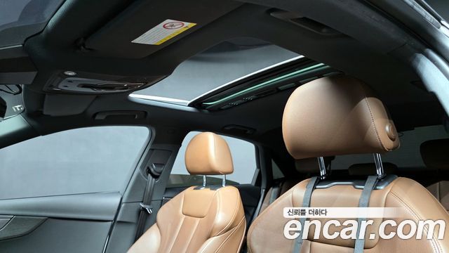 Audi A4 2019 — photo 20