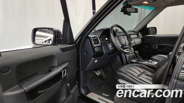 Land Rover Range Rover 2012 — photo 10