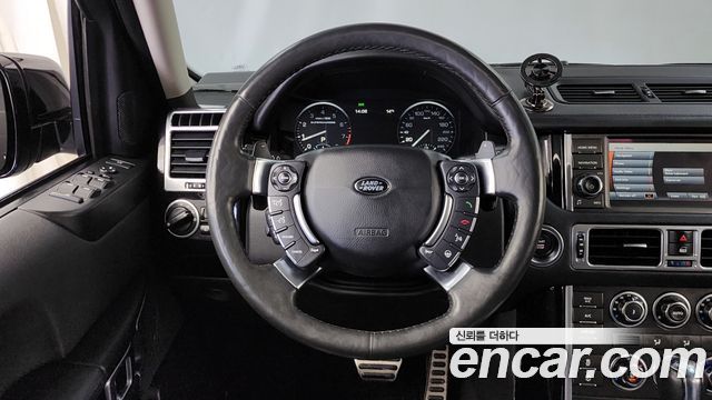 Land Rover Range Rover 2012 — photo 13