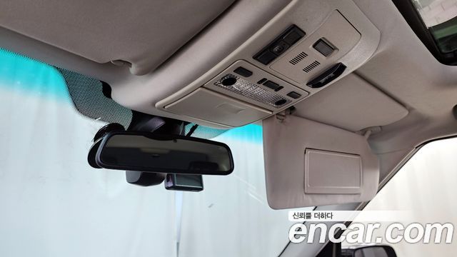 Land Rover Range Rover 2012 — photo 17