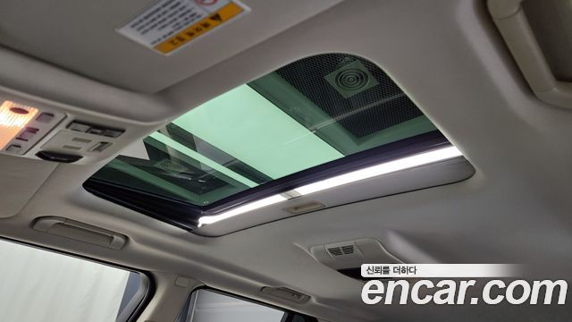 Land Rover Range Rover 2012 — photo 18