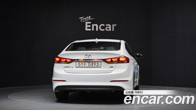 Hyundai AVANTE 2017 — photo 4