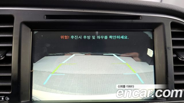 Hyundai AVANTE 2017 — photo 15