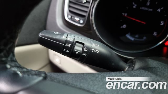 Kia Canival 2019 — photo 19