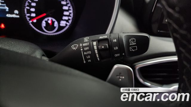 Hyundai Santafe 2022 — photo 14