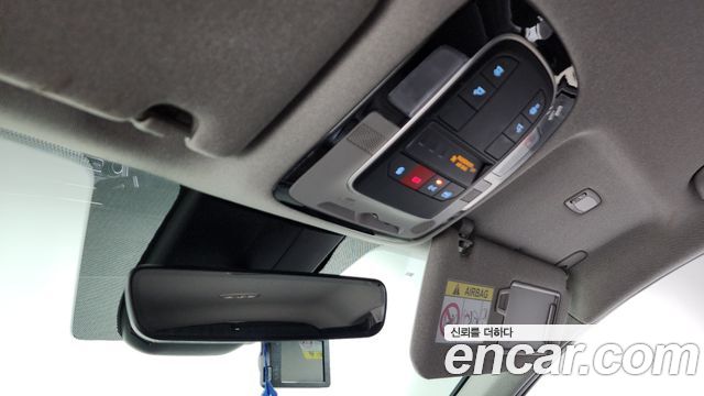 Hyundai Santafe 2022 — photo 18