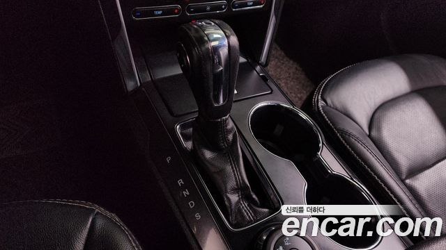 Ford Explorer 2019 — photo 9