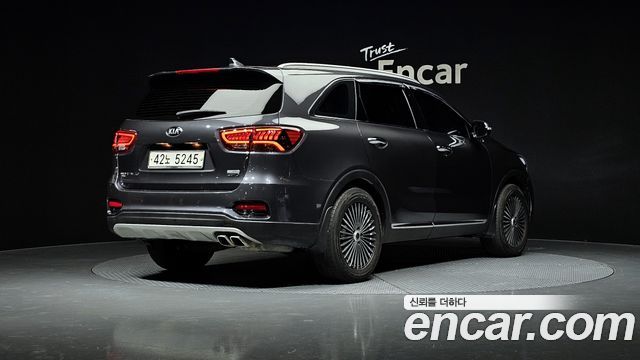Kia Sorento 2018 — photo 2