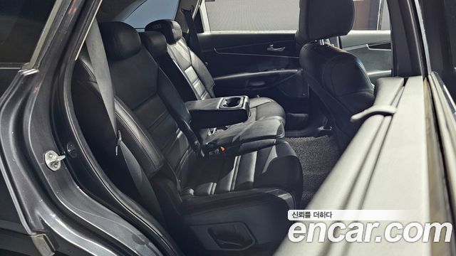 Kia Sorento 2018 — photo 12