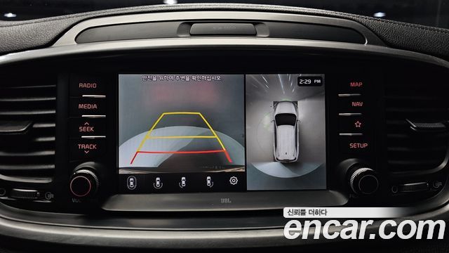 Kia Sorento 2018 — photo 15