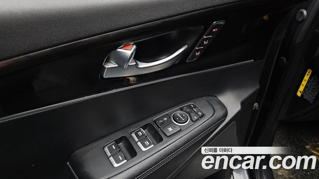 Kia Sorento 2018 — photo 16
