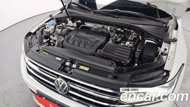 Volkswagen Tiguan 2023 — photo 6