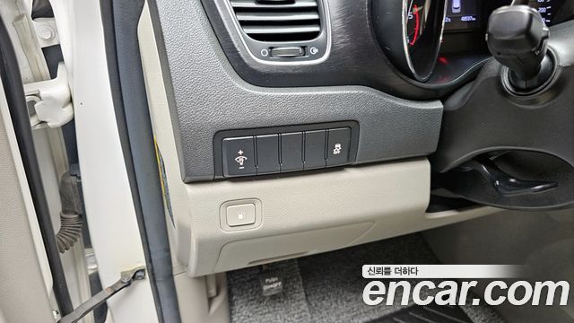 Kia Canival 2020 — photo 16