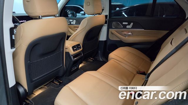 Mercedes-Benz GLE-Class 2025 — photo 10