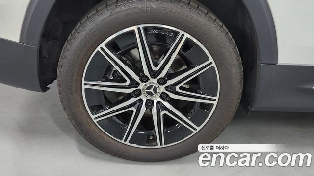 Mercedes-Benz EQB 2025 — photo 5
