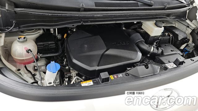 Hyundai Staria 2022 — photo 6