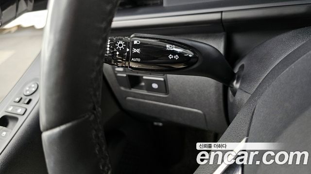 Hyundai Staria 2022 — photo 15