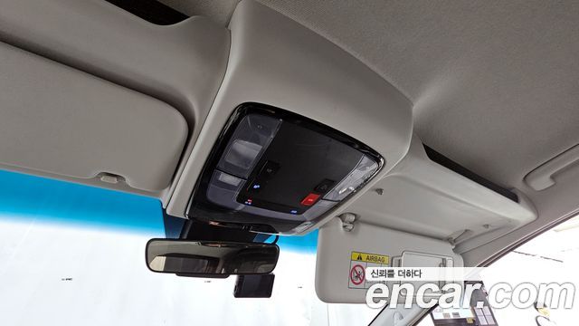 Hyundai Staria 2022 — photo 19