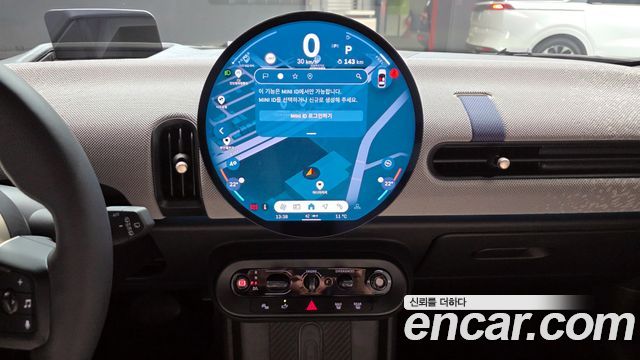Mini Cooper 2025 — photo 20
