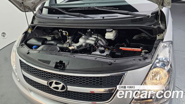 Hyundai Starex 2010 — photo 6