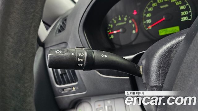 Hyundai Starex 2010 — photo 17
