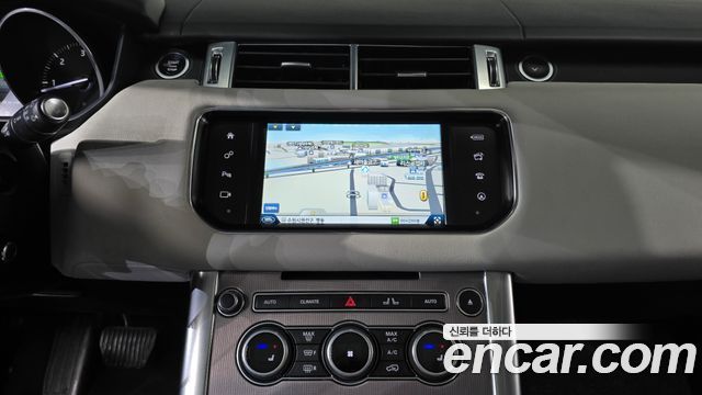 Land Rover Range Rover Sport 2016 — photo 14