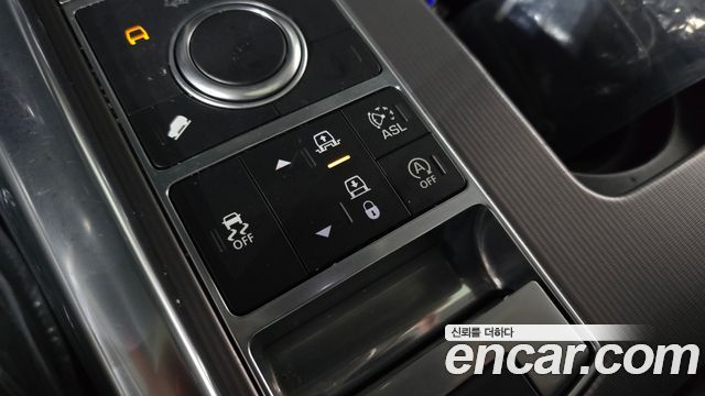 Land Rover Range Rover Sport 2016 — photo 17