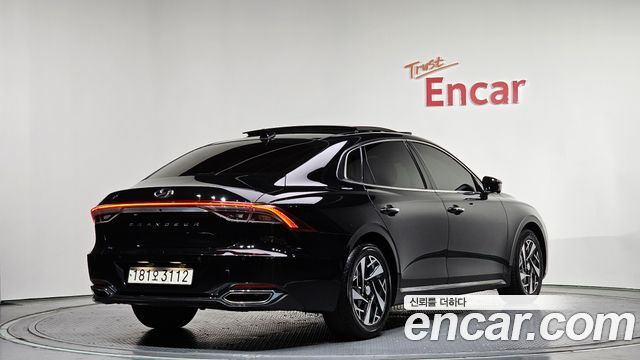 Hyundai Grandeur 2022 — photo 2