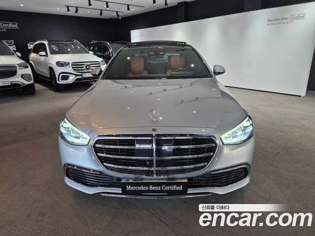 Mercedes-Benz S-Class 2025 — photo 3