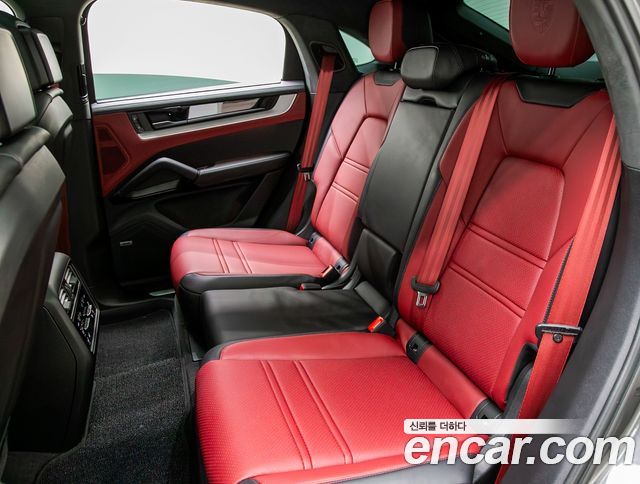 Porsche Cayenne 2024 — photo 11