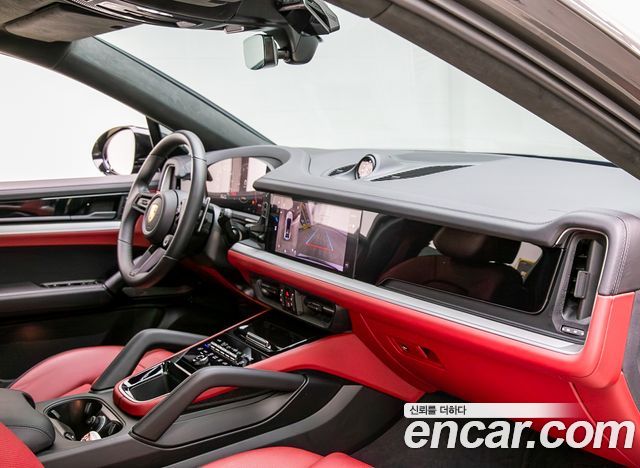 Porsche Cayenne 2024 — photo 13