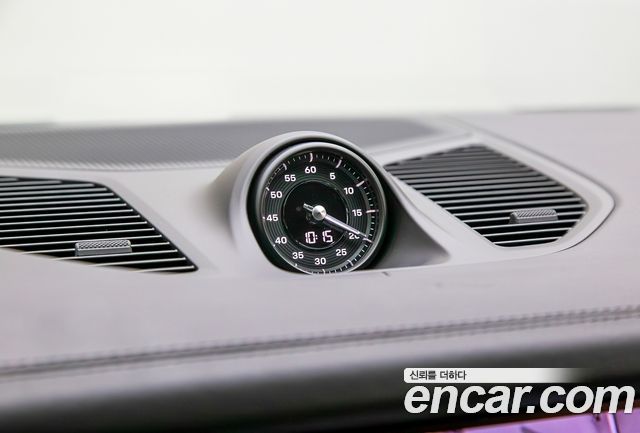 Porsche Cayenne 2024 — photo 15