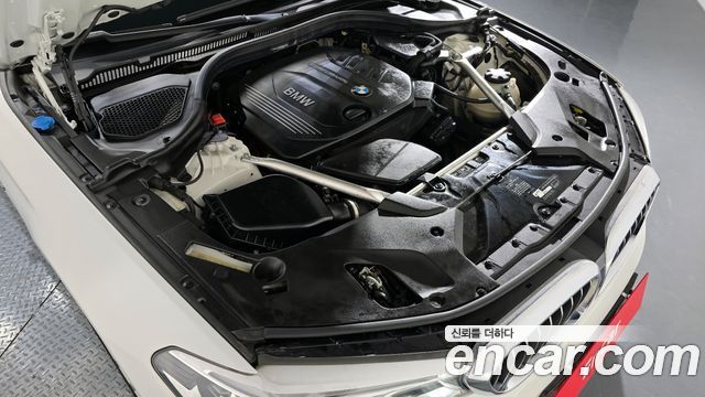 BMW 5-Series 2018 — photo 6