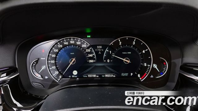 BMW 5-Series 2018 — photo 8