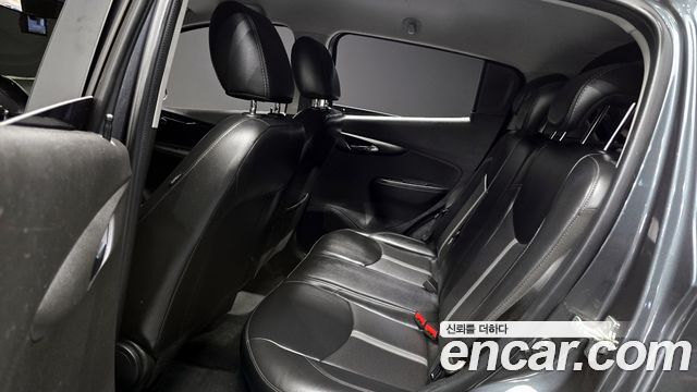 Chevrolet Korea Spark 2019 — photo 12
