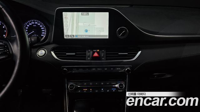 Hyundai Grandeur 2017 — photo 15