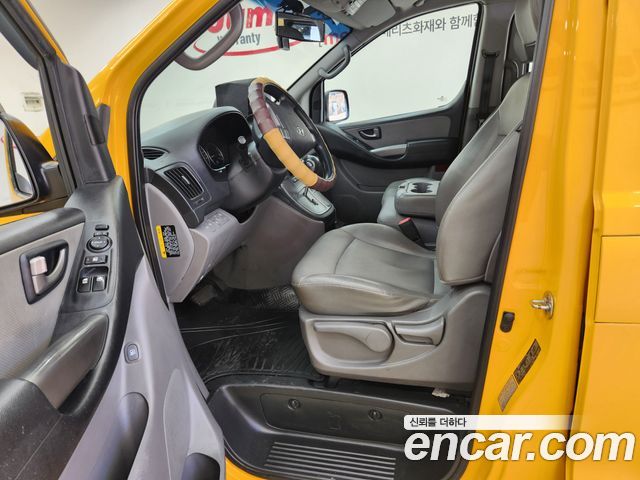 Hyundai Starex 2017 — photo 5